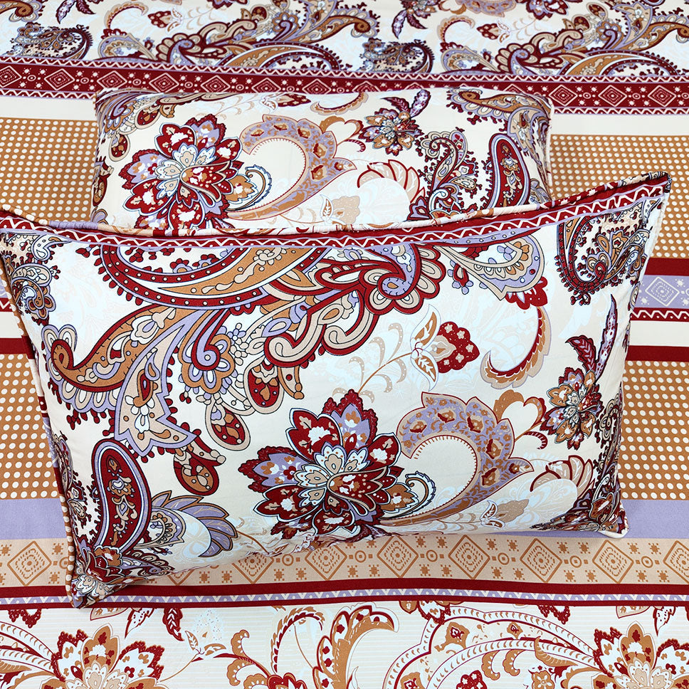 Shukrana Bedding – White Red Paisley Border Microfiber Bedsheet