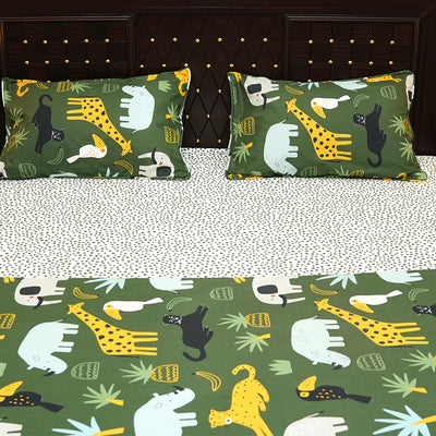 Shukrana Bedding – Dark Green Safari Animals Pure Cotton T200 Bedsheet