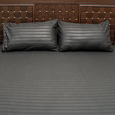 Shukrana Bedding – Black Stripe Comforter Satin Suiting Bedsheet